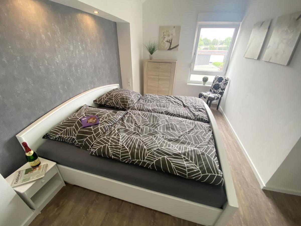 Ferienwohnung Ankerplatz Emden Dış mekan fotoğraf